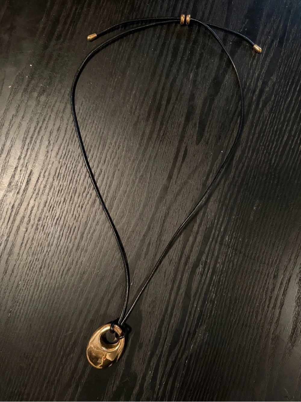 Banana Republic 14k Gold O Ring Sculpted Pendant Cord Necklace